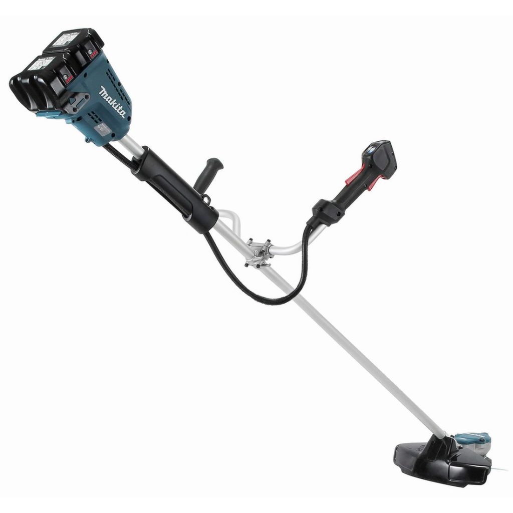 MAKITA Ruohoraivuri LXT. Kuvassa Ruohoraivuri LXT oikealta takayläviistosta.