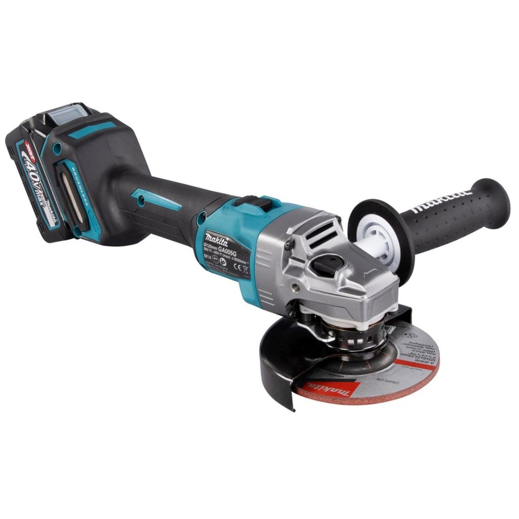 MAKITA Kulmahiomakone XGT. Kuvassa Kulmahiomakone XGT vasemmalta etuyläviistosta.