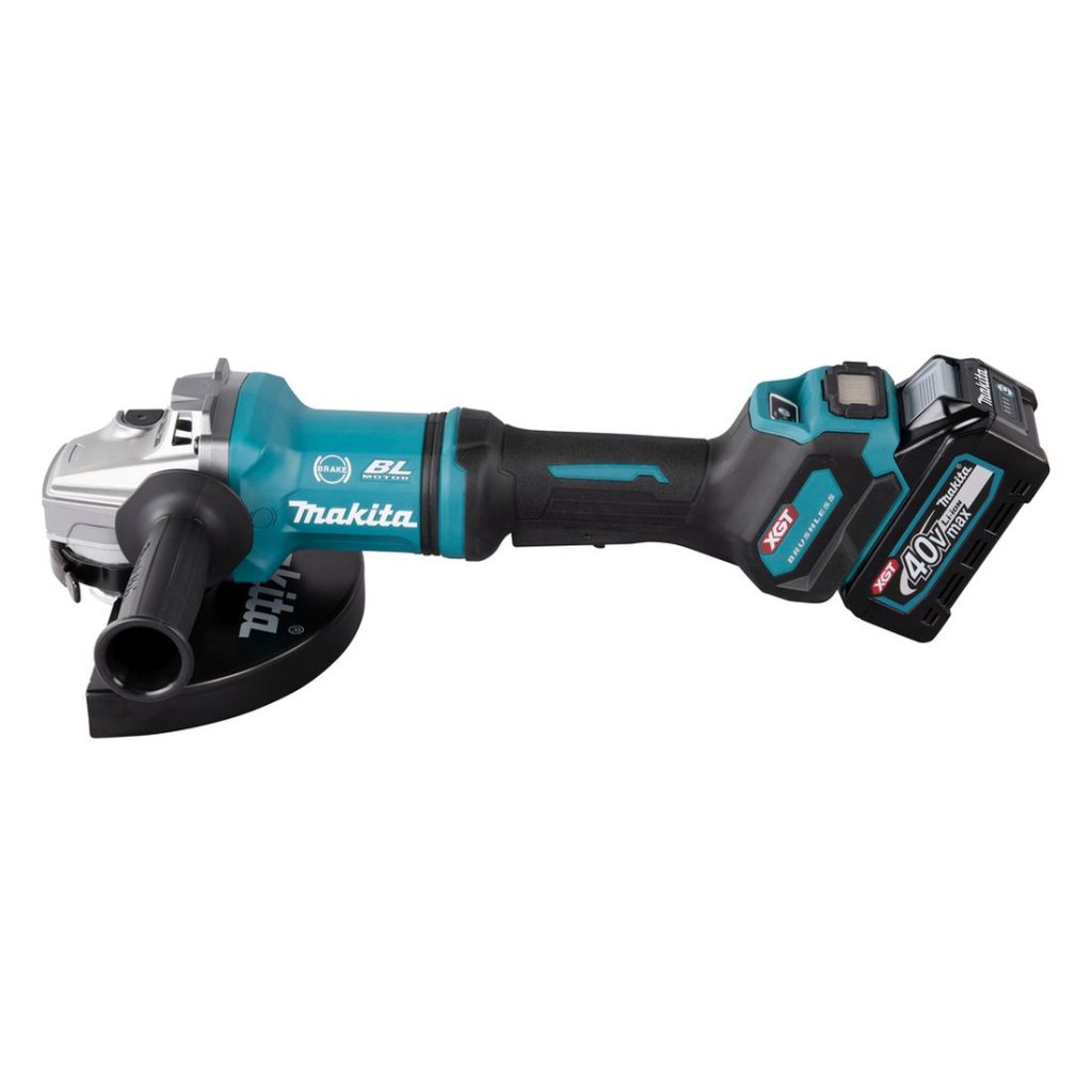 MAKITA Kulmahiomakone XGT. Kuvassa Kulmahiomakone XGT vasemmalta sivustapäin.
