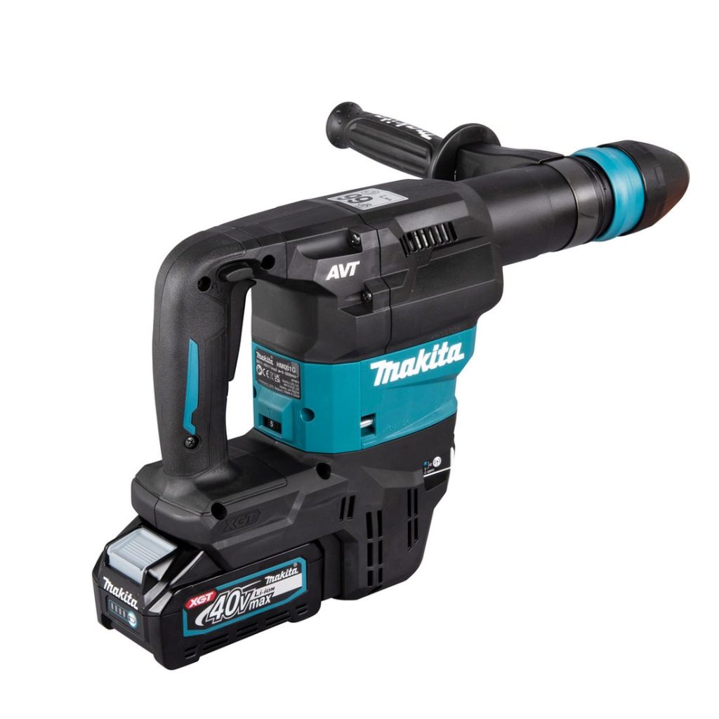 MAKITA Piikkausvasara XGT. Kuvassa Piikkausvasara XGT oikealta takayläviistosta.