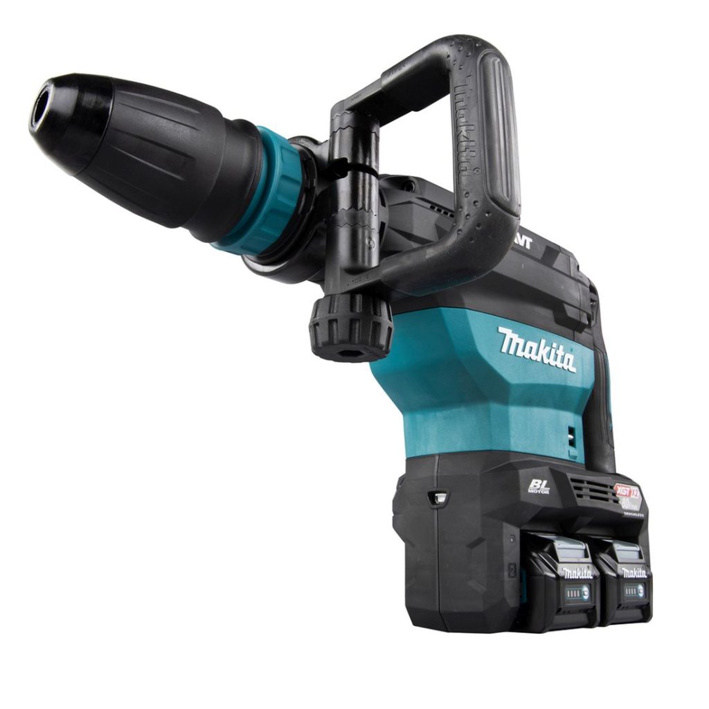 MAKITA Piikkausvasara XGT. Kuvassa Piikkausvasara XGT oikealta etuviistosta.