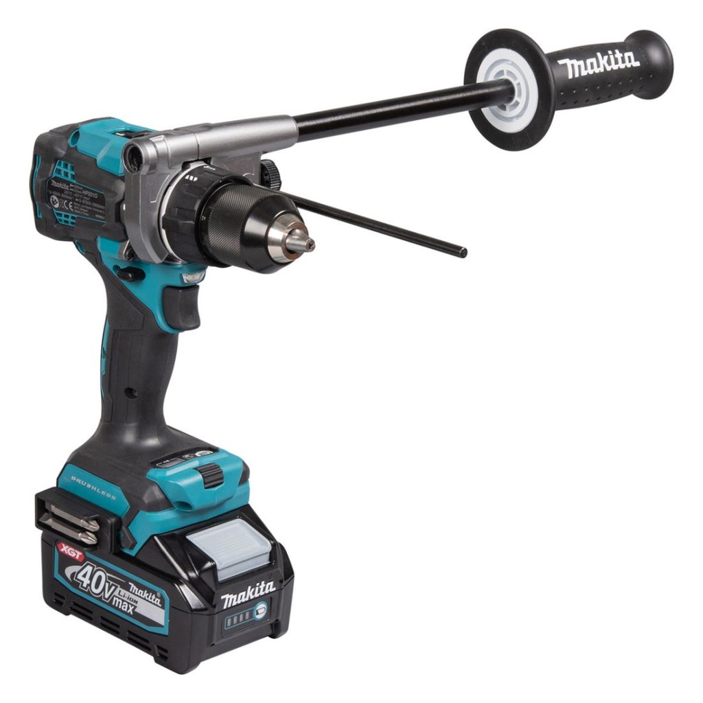 MAKITA Iskuporakone XGT. Kuvassa Iskuporakone XGT vasemmalta etuyläviistosta.