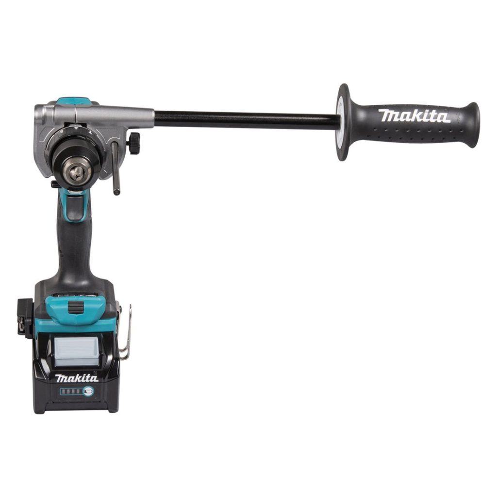 MAKITA Iskuporakone XGT. Kuvassa Iskuporakone XGT edestäpäin.