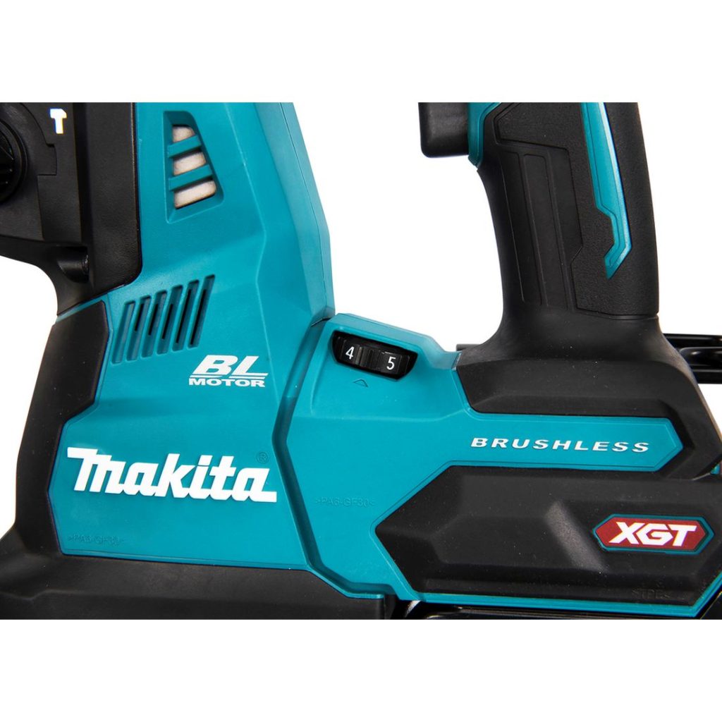 MAKITA Poravasara XGT. Lähikuvassa Poravasara XGT:n portaaton nopeudensäädin.