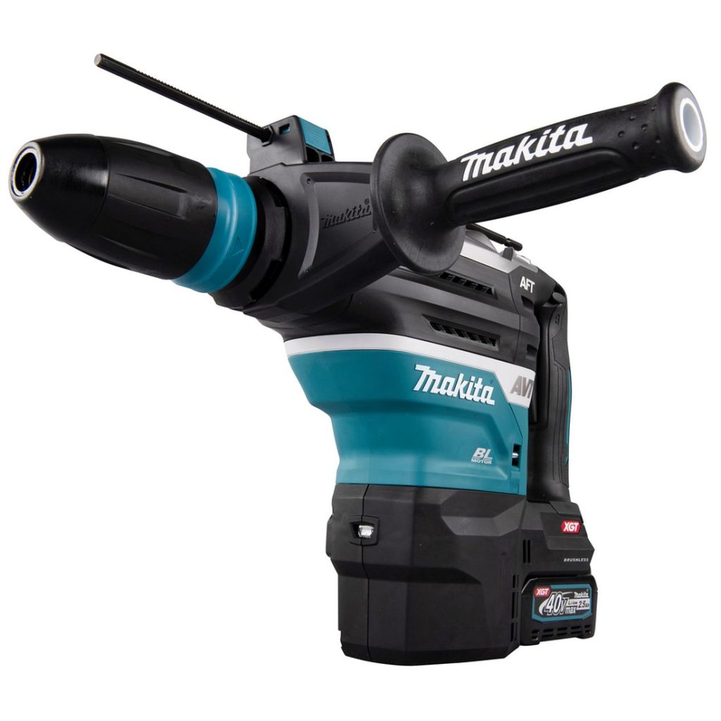 MAKITA Poravasara XGT. Kuvassa Poravasara XGT oikealta etuviistosta.