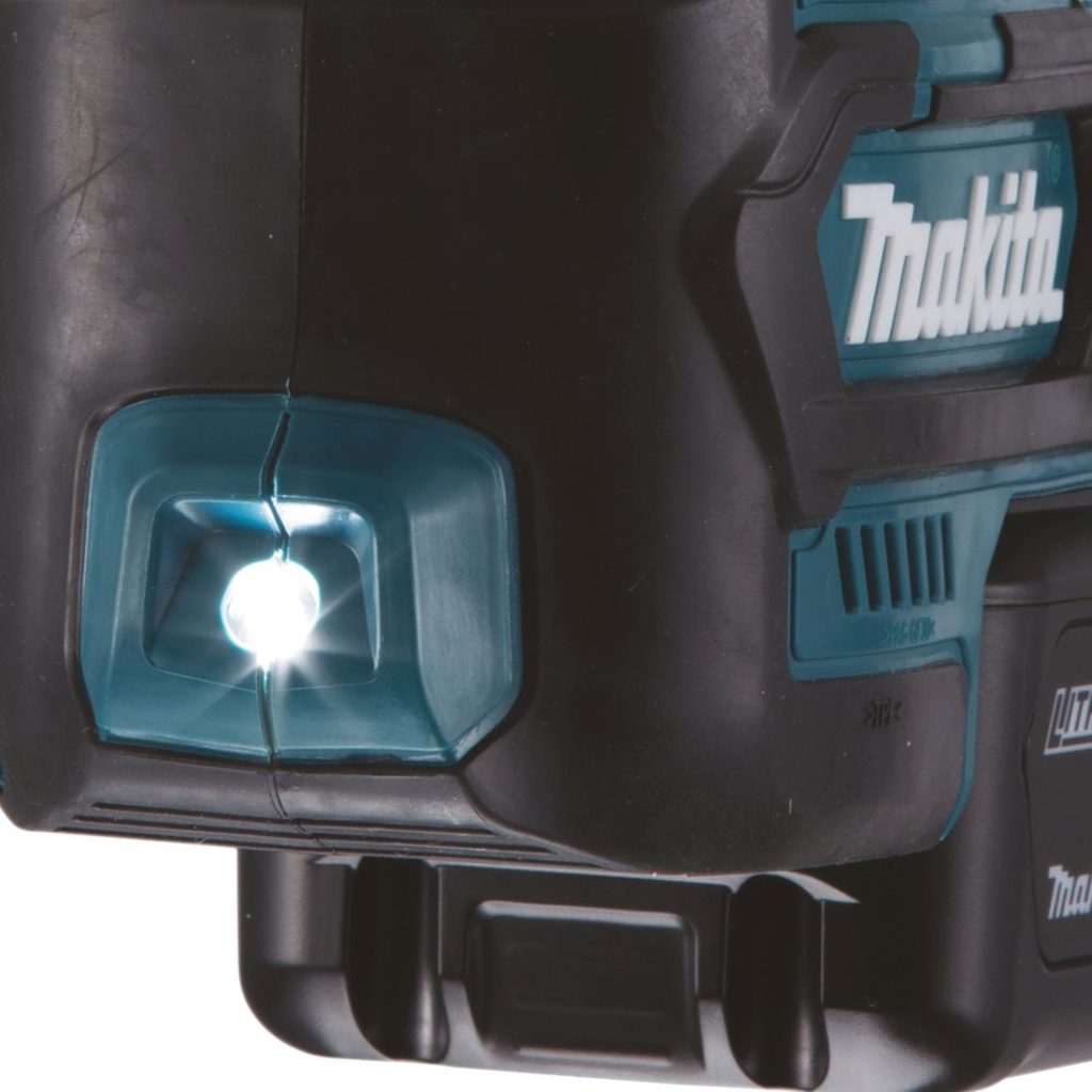 MAKITA Poravasara CXT. Lähikuvassa Poravasara CXT:n LED-valo.
