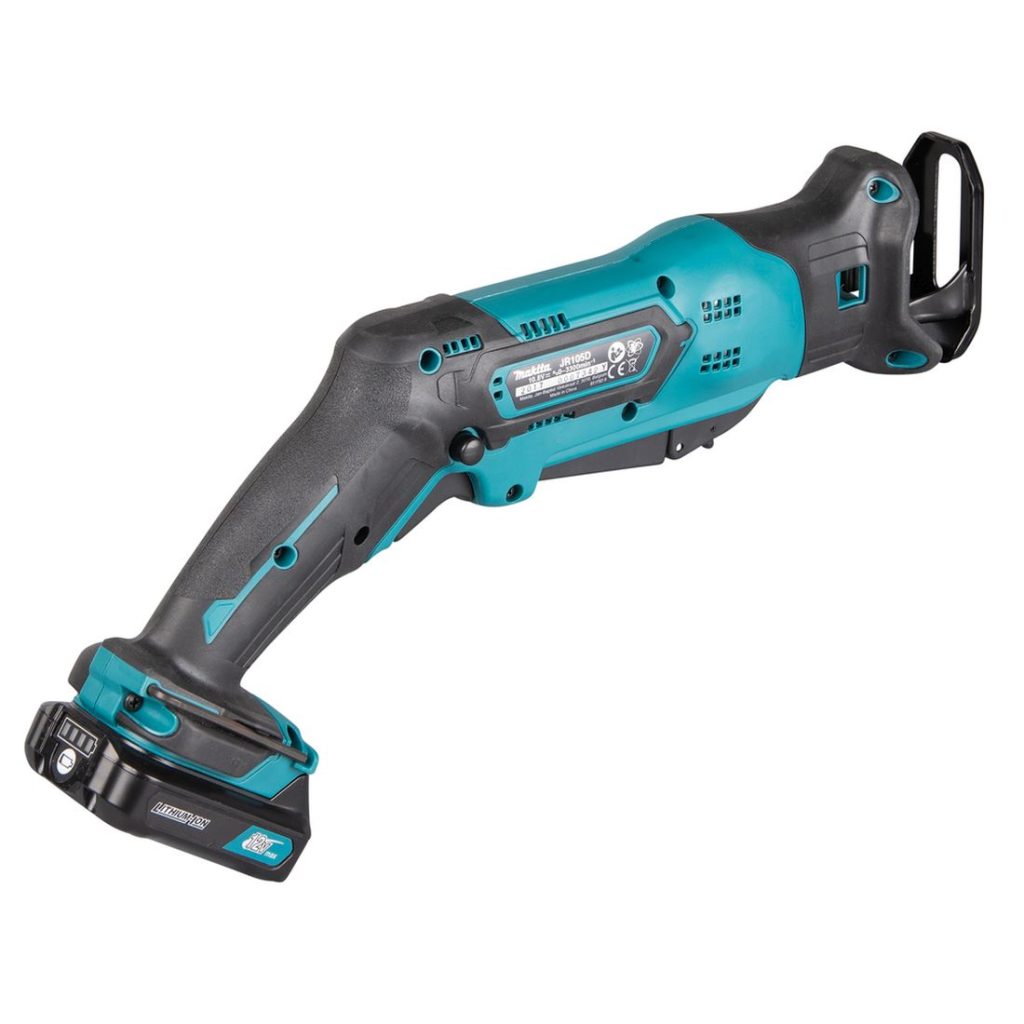 MAKITA Puukkosaha CXT. Kuvassa Puukkosaha CXT oikealta takayläviistosta.