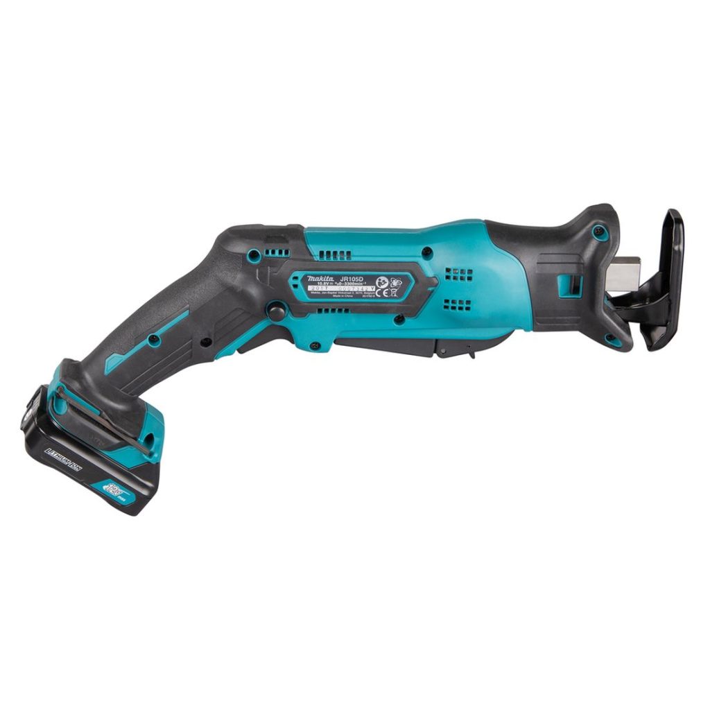 MAKITA Puukkosaha CXT. Kuvassa Puukkosaha CXT oikealta sivustapäin.