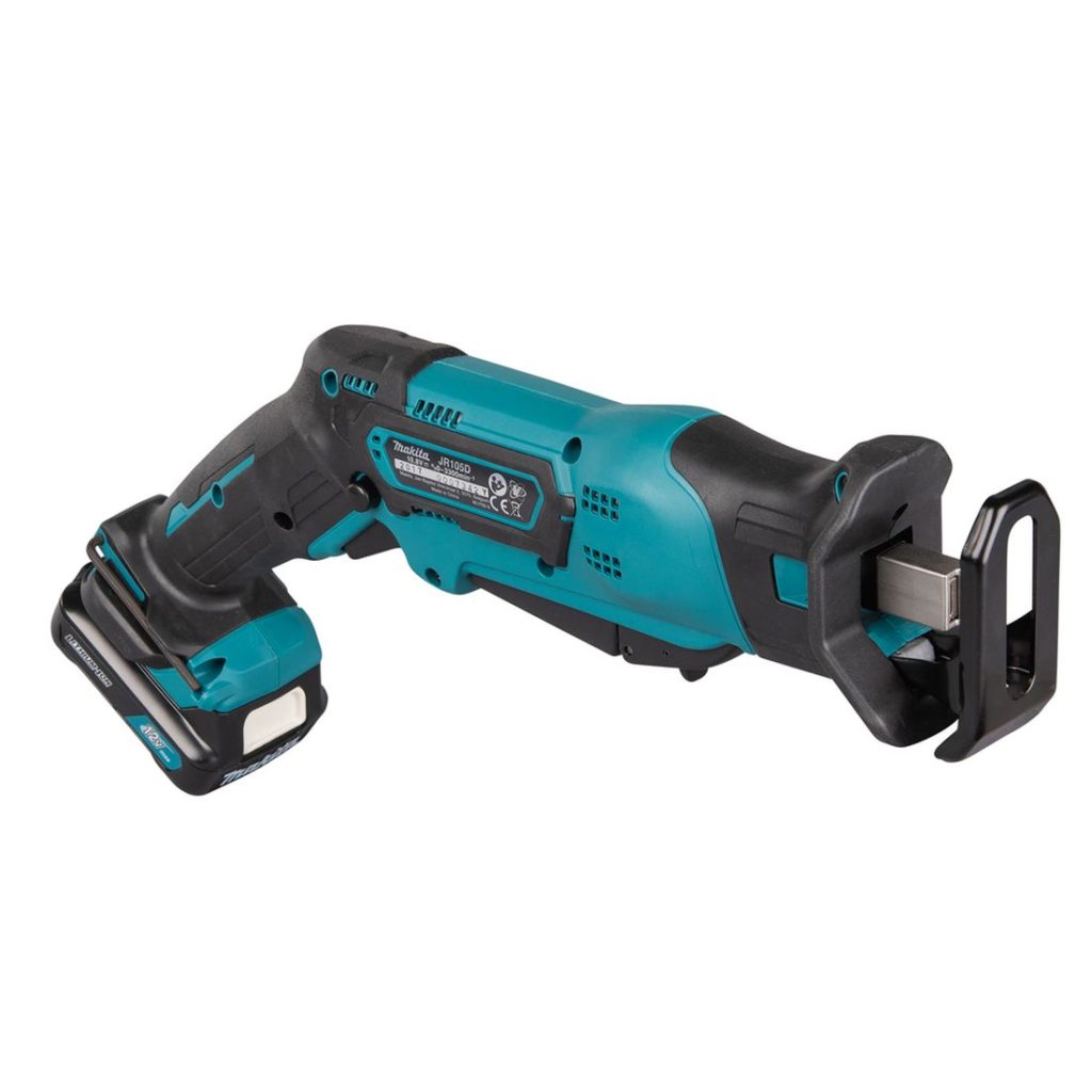 MAKITA Puukkosaha CXT. Kuvassa Puukkosaha CXT vasemmalta etuyläviistosta.