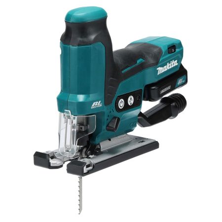 MAKITA Pistosaha CXT. Kuvassa Pistosaha CXT oikealta etuyläviistosta.