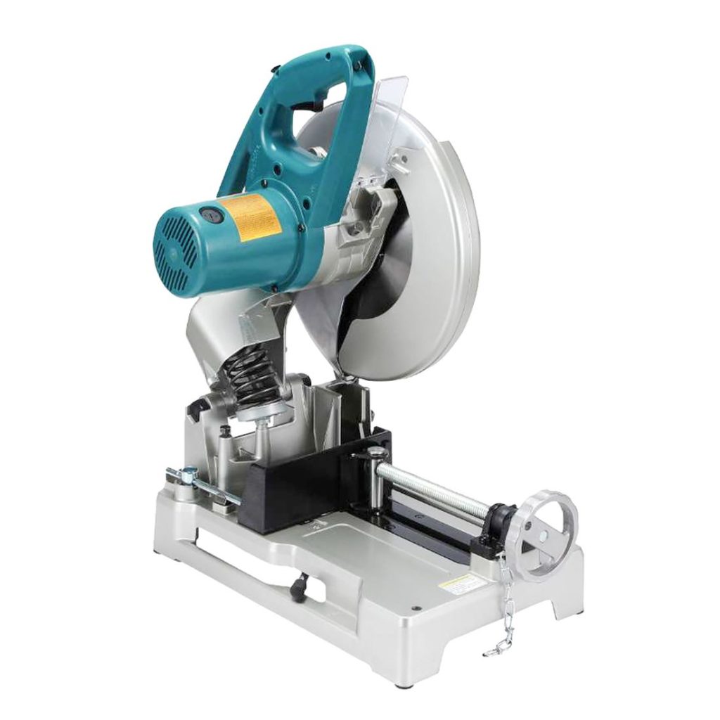 MAKITA Metallisaha. Kuvassa Metallisaha vasemmalta etuyläviistosta.