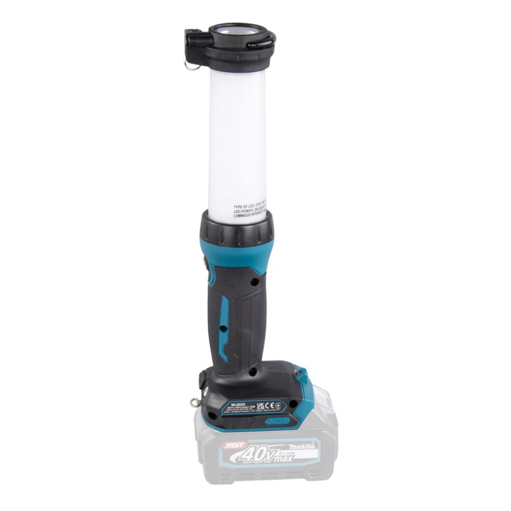 MAKITA LED-valaisin XGT. Kuvassa LED-valaisin XGT oikealta sivustapäin.
