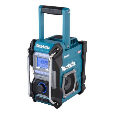 MAKITA Radio ja Bluetooth kaiutin CXT, LXT, XGT. Kuvassa Radio ja Bluetooth kaiutin CXT, LXT, XGT oikealta etuyläviistosta.
