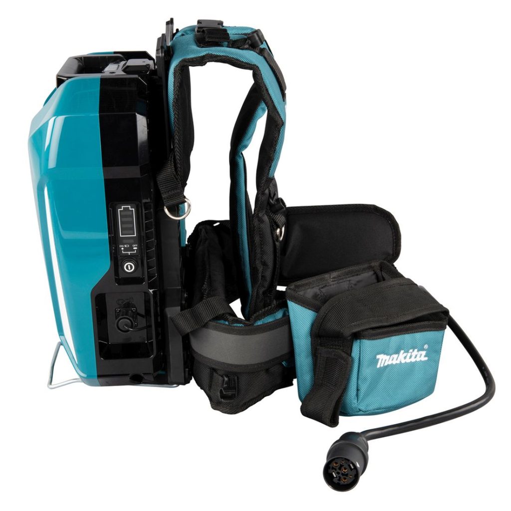 MAKITA Kannettava reppuakku LXT XGT. Kuvassa Kannettava reppuakku LXT XGT vasemmalta sivustapäin.