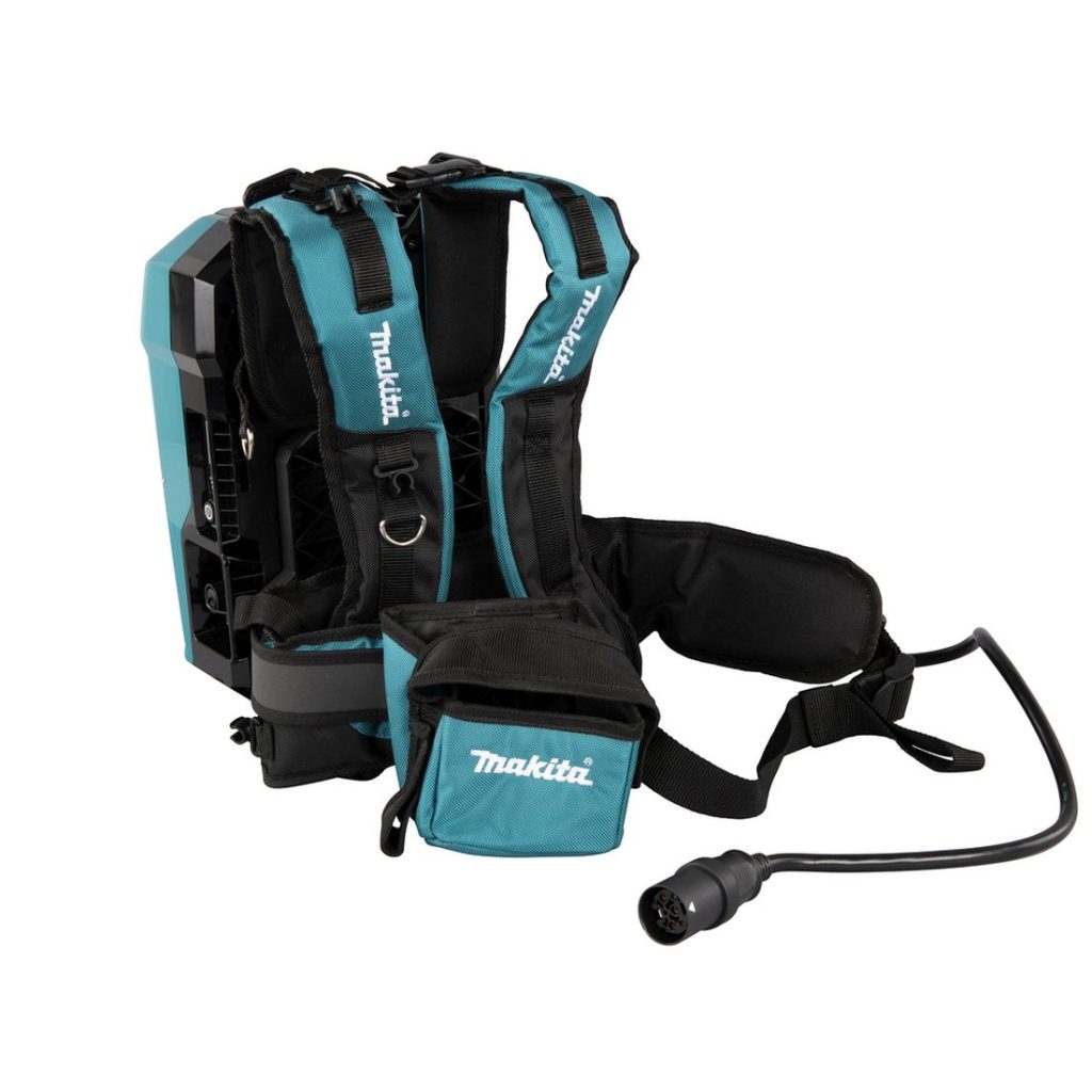 MAKITA Kannettava reppuakku LXT XGT. Kuvassa Kannettava reppuakku LXT XGT vasemmalta takayläviistosta.