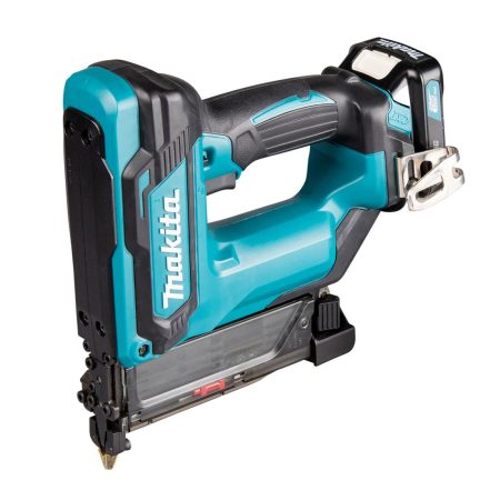 MAKITA Pinninaulain CXT. Kuvassa Pinninaulain CXT oikealta etuyläviistosta.