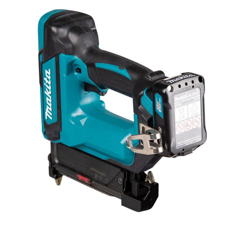 MAKITA Pinninaulain CXT. Kuvassa Pinninaulain CXT vasemmalta takayläviistosta.