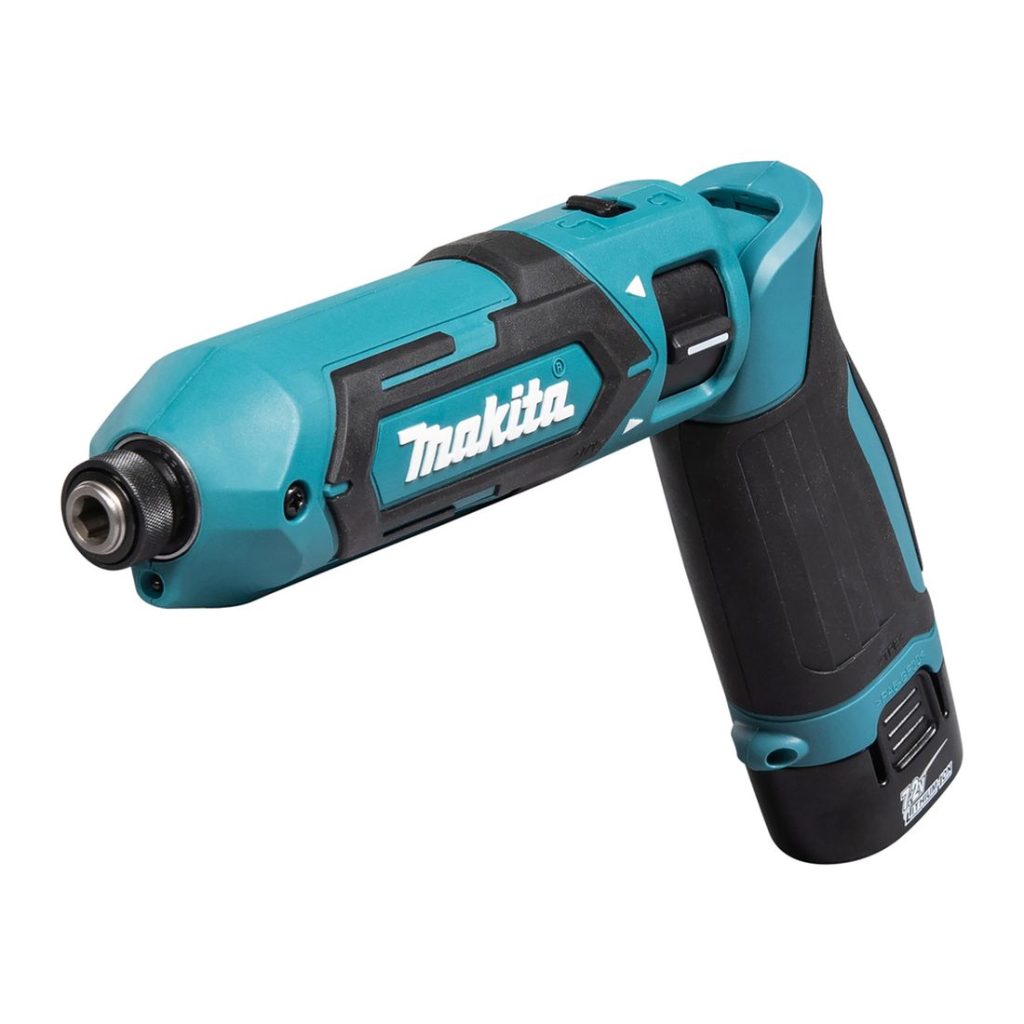 MAKITA Iskevä sauvaruuvinväännin. Kuvassa Iskevä sauvaruuvinväännin oikealta etuyläviistosta.