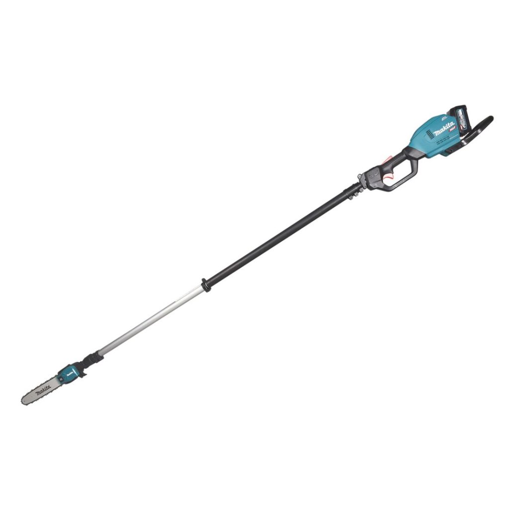 MAKITA Ketjusaha XGT. Kuvassa Ketjusaha XGT vasemmalta sivustapäin.