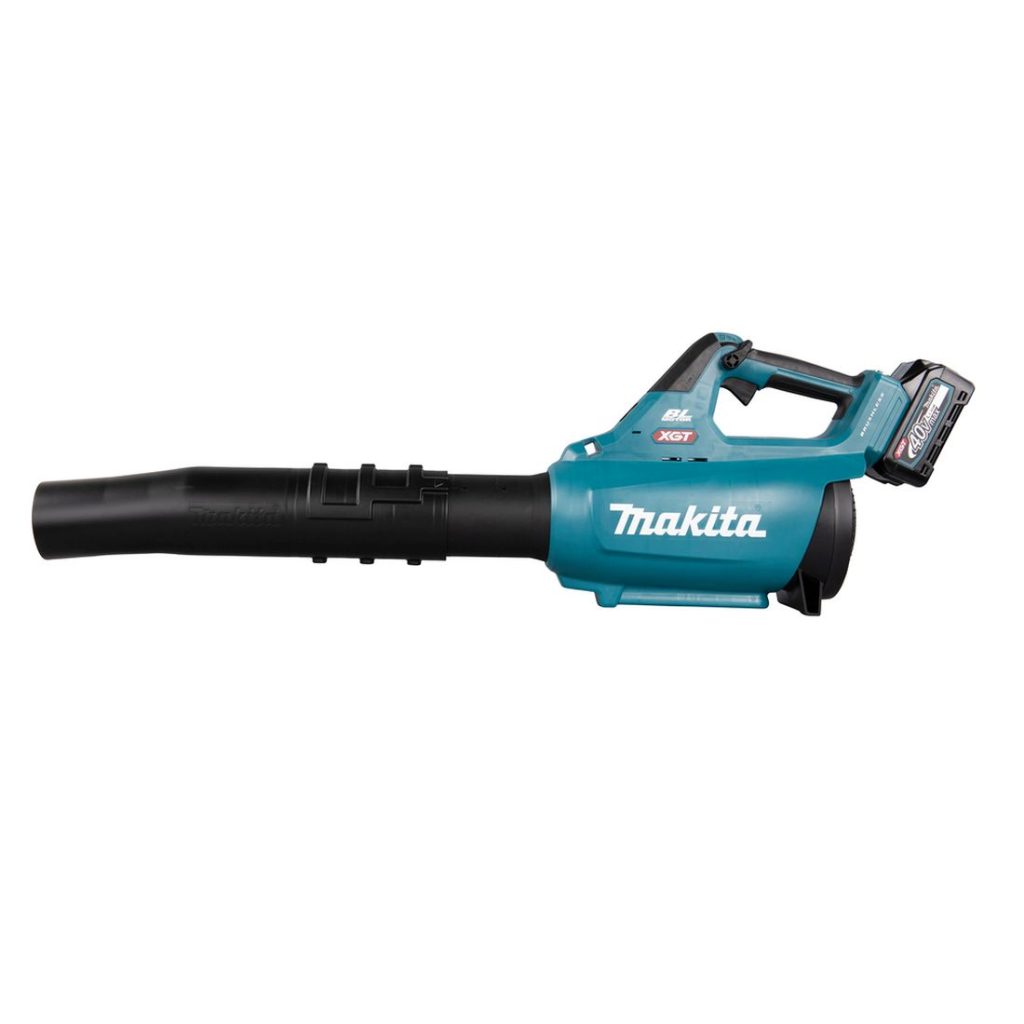 MAKITA Puhallin XGT. Kuvassa Puhallin XGT vasemmalta sivustapäin.