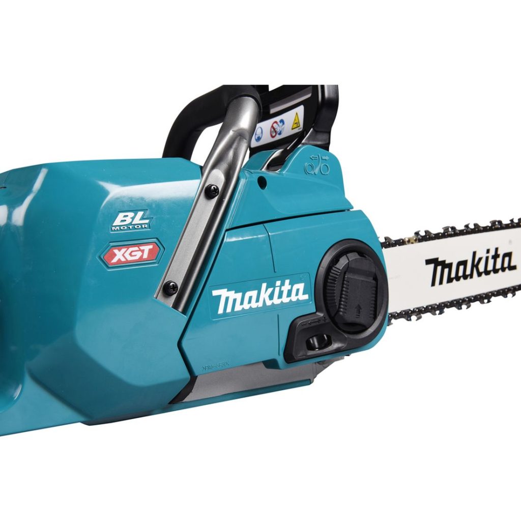 MAKITA Ketjusaha XGT. Lähikuvassa Ketjusaha XGT:n ketjun kiristin.