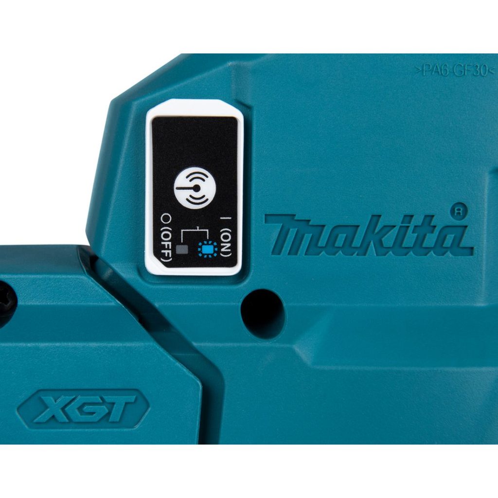 MAKITA Poravasara XGT. Lähikuvassa Poravasara XGT:n etäkäynnistintoiminto.