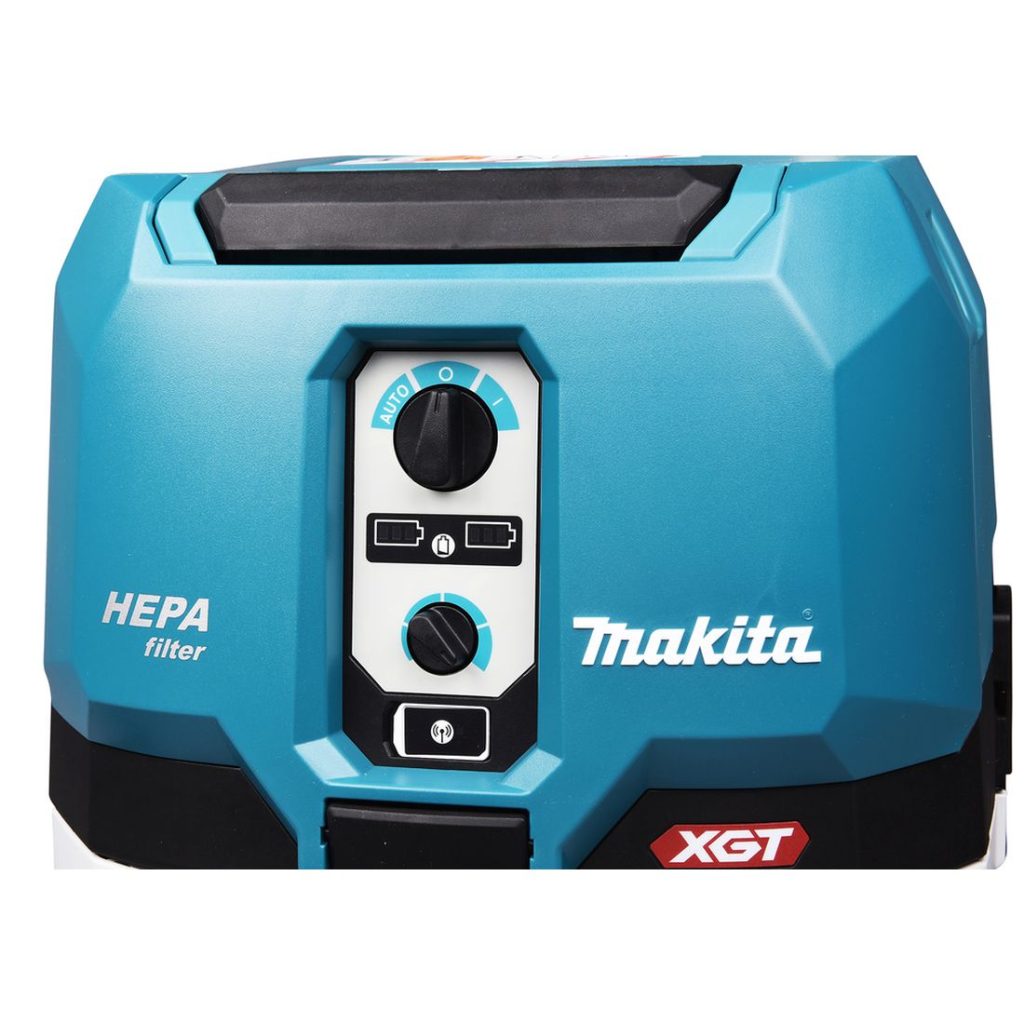 MAKITA Kuivaimuri XGT. Lähikuvassa Kuivaimuri XGT:n portaaton tehonsäädin.