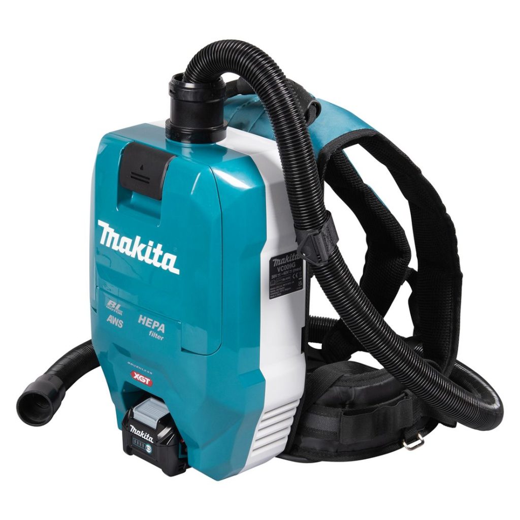 MAKITA Reppuimuri XGT. Kuvassa Reppuimuri XGT oikealta etuyläviistosta.