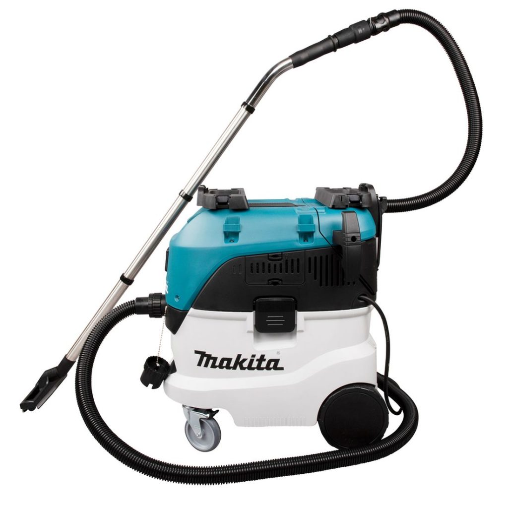 MAKITA Märkä- / kuivaimuri. Kuvassa Märkä- / kuivaimuri vasemmalta sivustapäin.