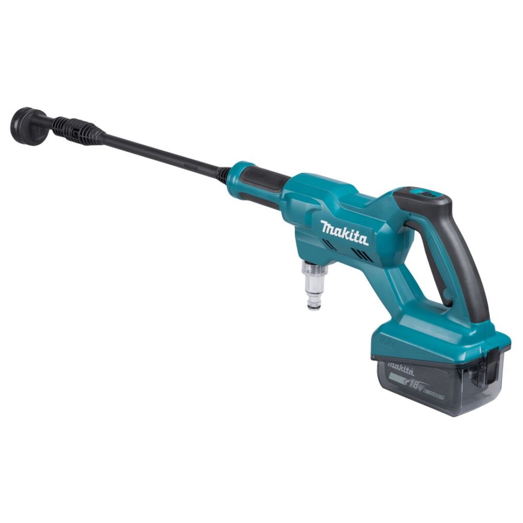 MAKITA Akkupainepesuri LXT. Kuvassa akkupainepesuri vasemmalta takayläviistosta.