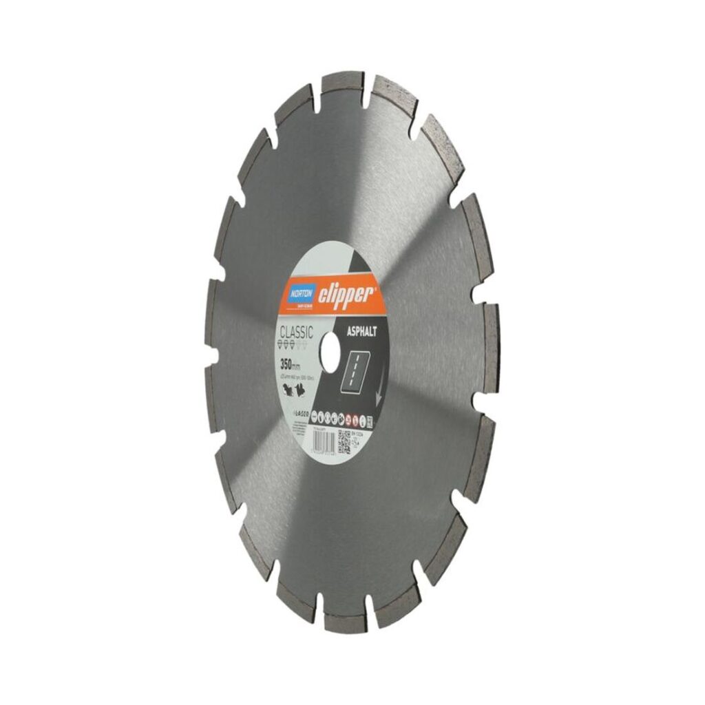 Clipper Classic Asphalt CLP 350x10x2,8x2,54 timanttikatkaisulaikka. Kuvassa timanttikatkaisulaikka oikealta etuviistosta.