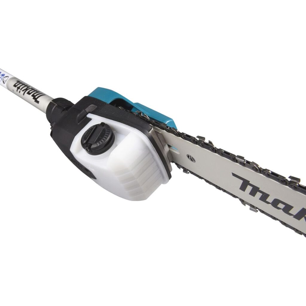 MAKITA Ketjusahalisälaite EY403MP. Lähikuvassa Ketjusahalisälaite EY403MP:n polttoainesäiliö.