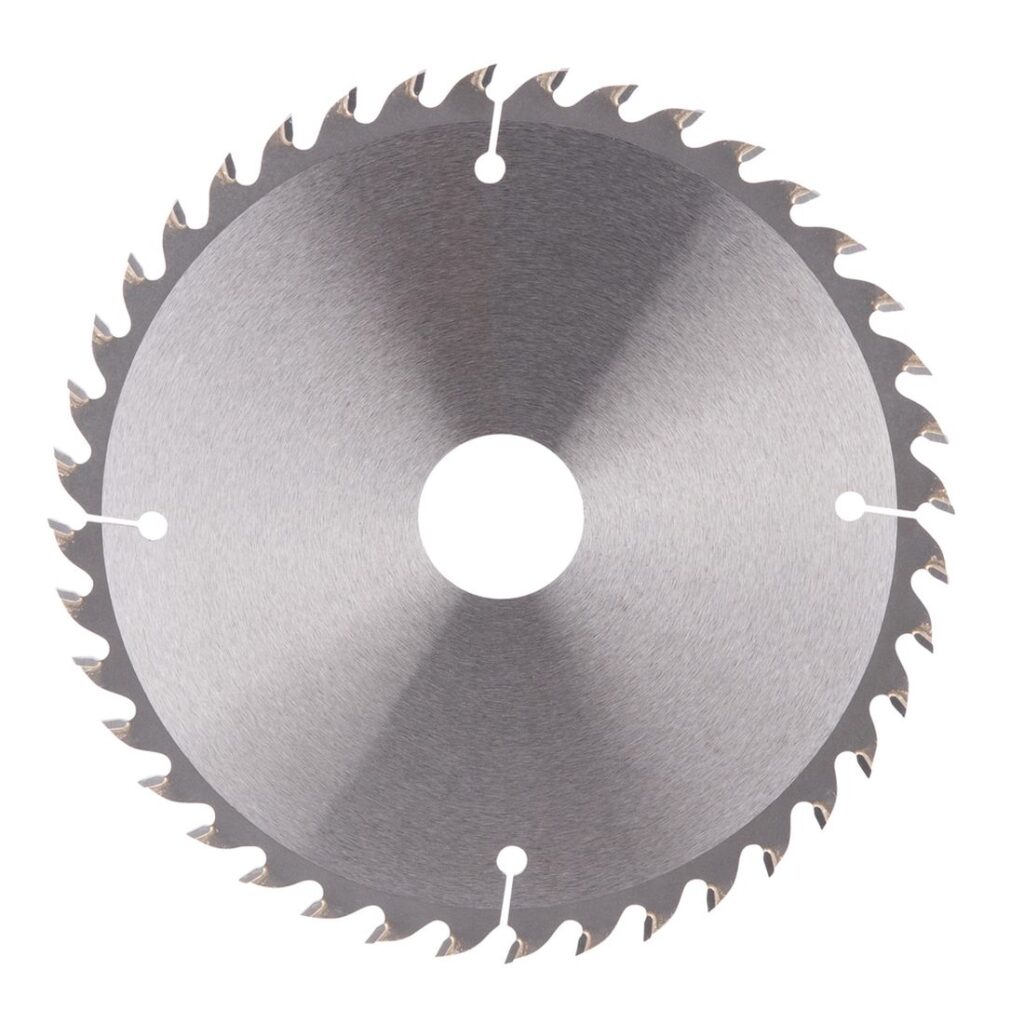 MAKITA Pyörösahanterä 165 x 30 x 2,4 mm, Z40 puulle. Kuvassa Pyörösahanterä 165 x 30 x 2,4 mm, Z40 puulle takaapäin.