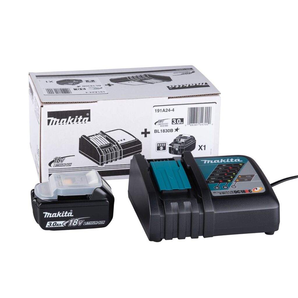 MAKITA PowerPack LXT 1x3,0Ah, DC18RC 191A24-4. Kuvassa PowerPack LXT 1x3,0Ah, DC18RC 191A24-4:n myyntipakkaus, latauslaite ja akku vasemmalta etuyläviistosta.