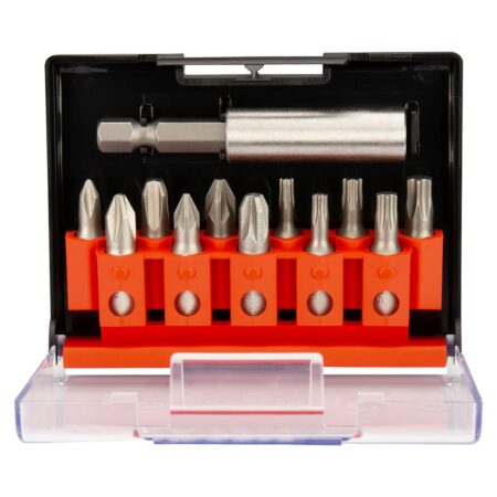 MAKITA Ruuvikärkisarja 12-osaa D-31083. Kuvassa Ruuvikärkisarja 12-osaa D-31083 edestäpäin.