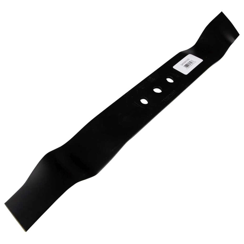 MAKITA Ruohonleikkurin terä 510 mm. Kuvassa Ruohonleikkurin terä 510 mm oikealta etuyläviistosta.