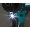 MAKITA Ruuvinväännin CXT DF033DWAE. Lähikuvassa Ruuvinväännin CXT DF033DWAE:n LED-valo.