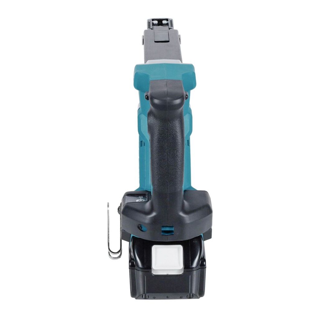 MAKITA Nauharuuvinväännin LXT. Kuvassa Nauharuuvinväännin LXT takaapäin yläviistosta.