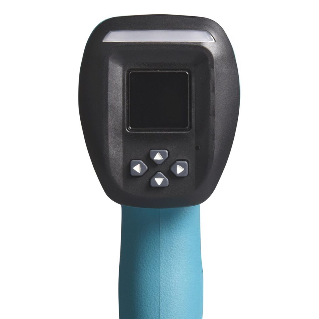 MAKITA Tarkkuusruuvinväännin LXT DFT060TMZ. Lähikuvassa Tarkkuusruuvinväännin LXT DFT060TMZ:n näyttö.