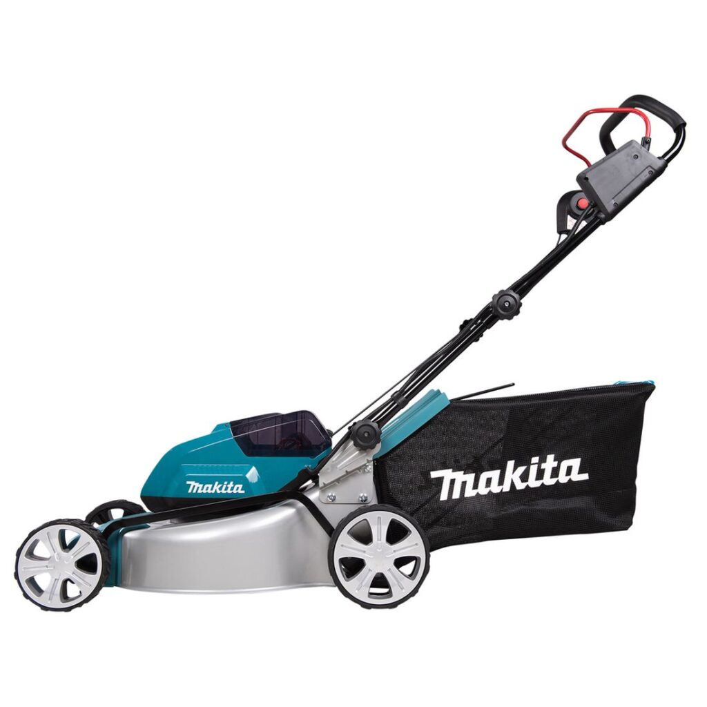 MAKITA Ruohonleikkuri LXT DLM463. Kuvassa Ruohonleikkuri LXT DLM463 vasemmalta sivustapäin.