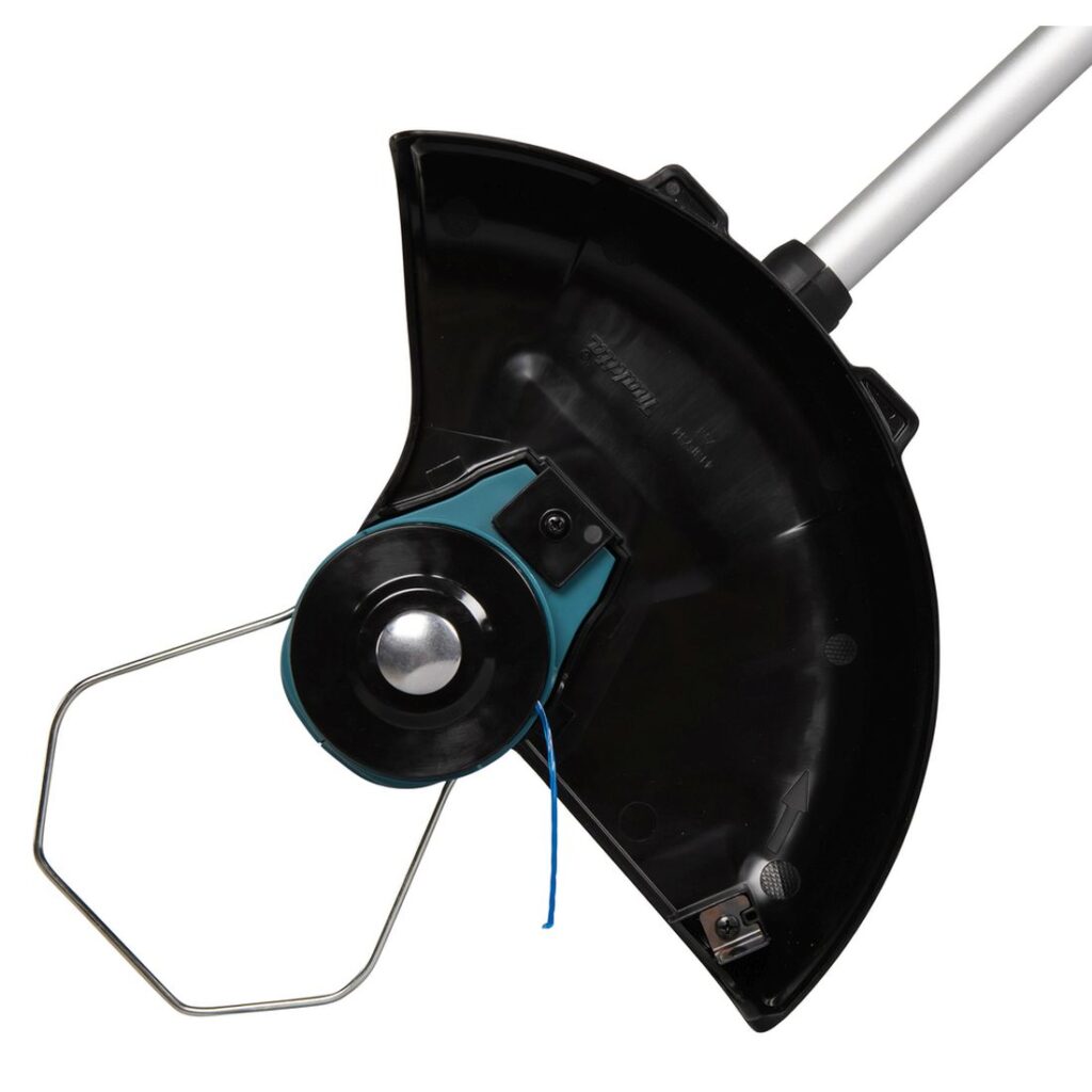 MAKITA Ruohotrimmeri LXT. Lähikuvassa Ruohotrimmeri LXT:n siimapää.