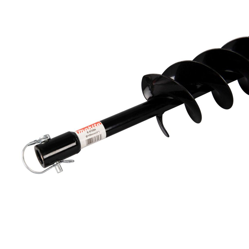 MAKITA Maakaira porakoneelle 100x800 mm, sisältää kiinnityssokan. Lähikuvassa Maakairan kiinnitys.