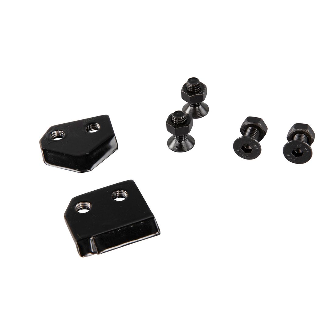 MAKITA Varateräpari maakairaan 100 mm, sisältää kiinnitysruuvit. Kuvassa Varateräpari maakairaan 100 mm, sisältää kiinnitysruuvit oikealta etuyläviistosta.