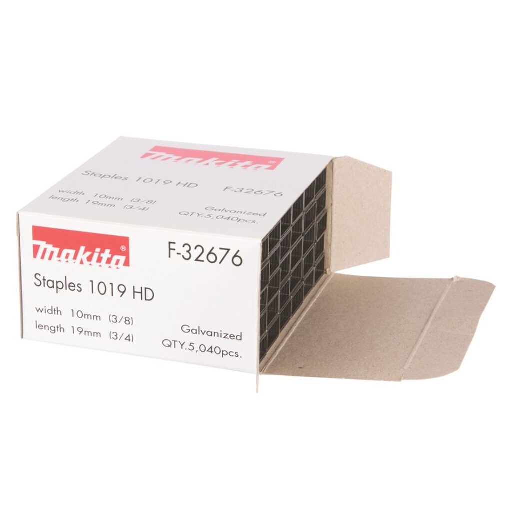 MAKITA Hakanen 10 x 19 mm, 5040 kpl. Kuvassa Hakanen 10 x 19 mm, 5040 kpl pakkaus avoimena oikealta etuyläviistosta.