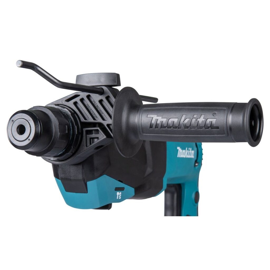 MAKITA Poravasara HR2670. Kuvassa Poravasara HR2670 oikealta etuviistosta.