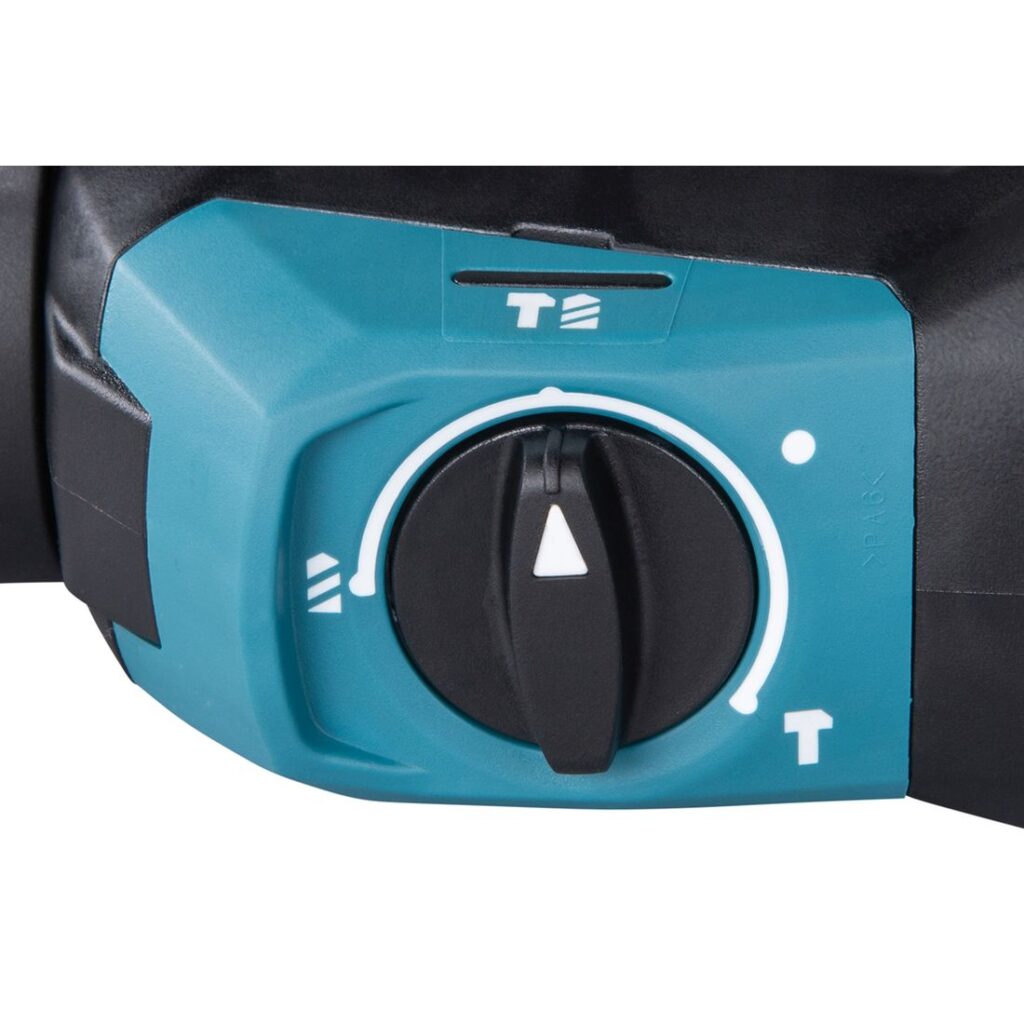 MAKITA Poravasara HR2670. Lähikuvassa Poravasara HR2670:n vaihteenvalitsin.