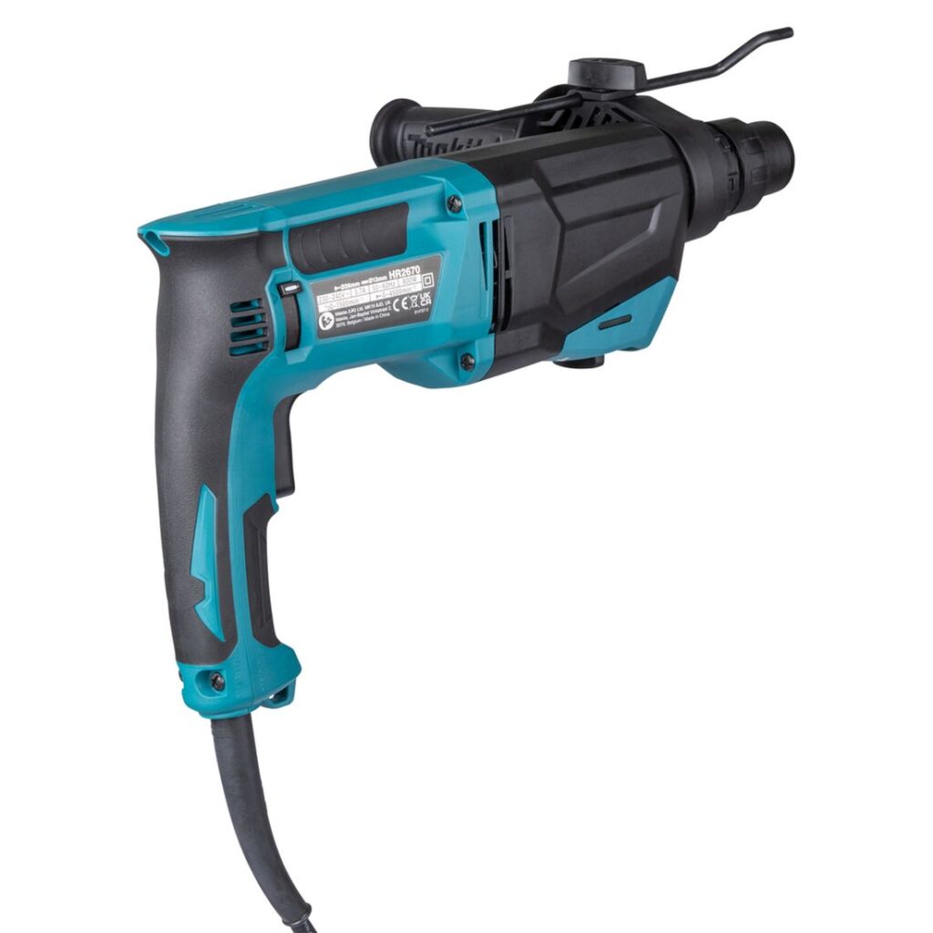 MAKITA Poravasara HR2670. Kuvassa Poravasara HR2670 oikealta takayläviistosta.