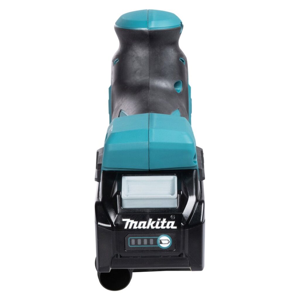 MAKITA Pistosaha XGT. Kuvassa Pistosaha XGT takaapäin yläviistosta.