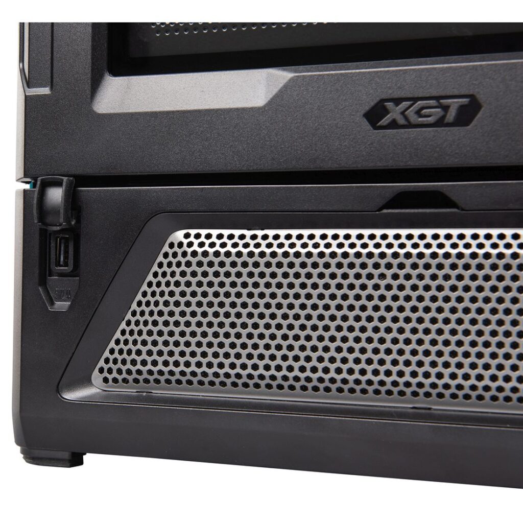 MAKITA Mikroaaltouuni XGT. Lähikuvassa Mikroaaltouuni XGT:n suodatinritilä.