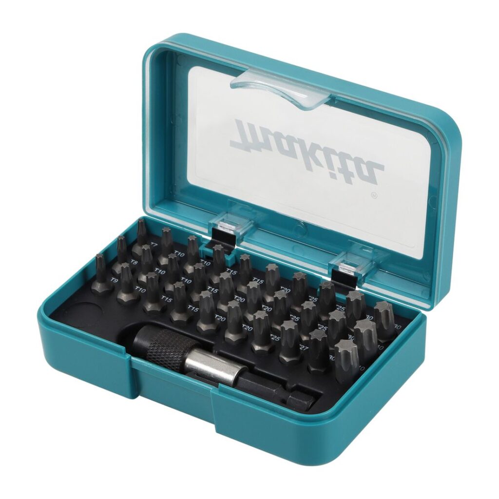 MAKITA Ruuvikärkisarja 31osaa. Kuvassa Ruuvikärkisarja 31osaa oikealta etuyläviistosta.